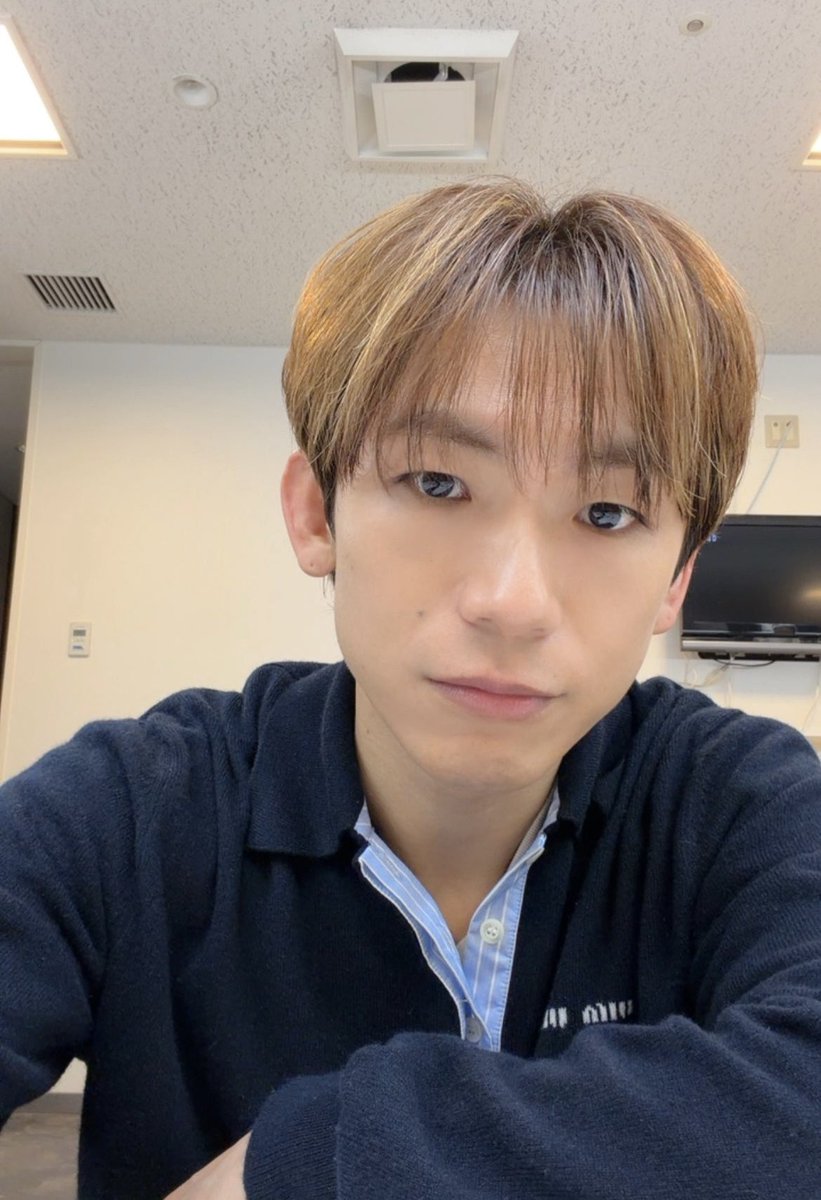 jsb3liveacc's tweet photo. 2.23 CL Archive 
✪ #𝗡𝗔𝗢𝗧𝗢 𝗣𝗥𝗘𝗦𝗘𝗡𝗧𝗦 𝗛𝗢𝗡𝗘𝗦𝗧 𝗧𝗢𝗪𝗡 𝟮𝟬𝟮𝟲 ✪ 

NEXT TOWN ▶︎▶︎
2.26 Thu 静岡アクトシティ浜松大ホール

楽しすぎる #HONESTTOWN が残り4公演という事実にに寂しくなってしまう #NAOTO 町長🏘️

CL https://t.co/KmtvqvVOXO

🎫 https://t.co/ys3FYtppLJ https://t.co/dhg0iH2lzf
