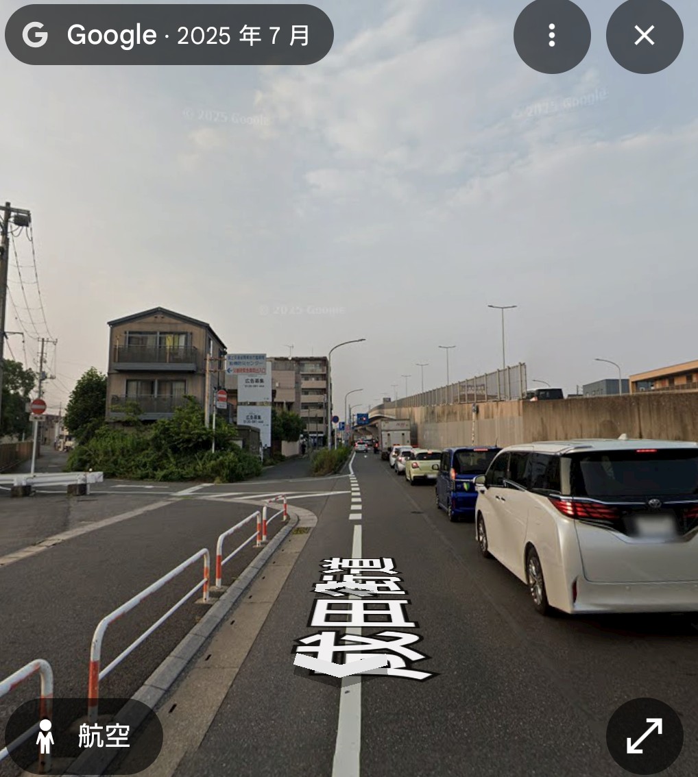 uni_kitsune's tweet photo. #バイク乗りあるある
四輪（三輪）にできないことを平然とやってのける https://t.co/uWo5Heivyi