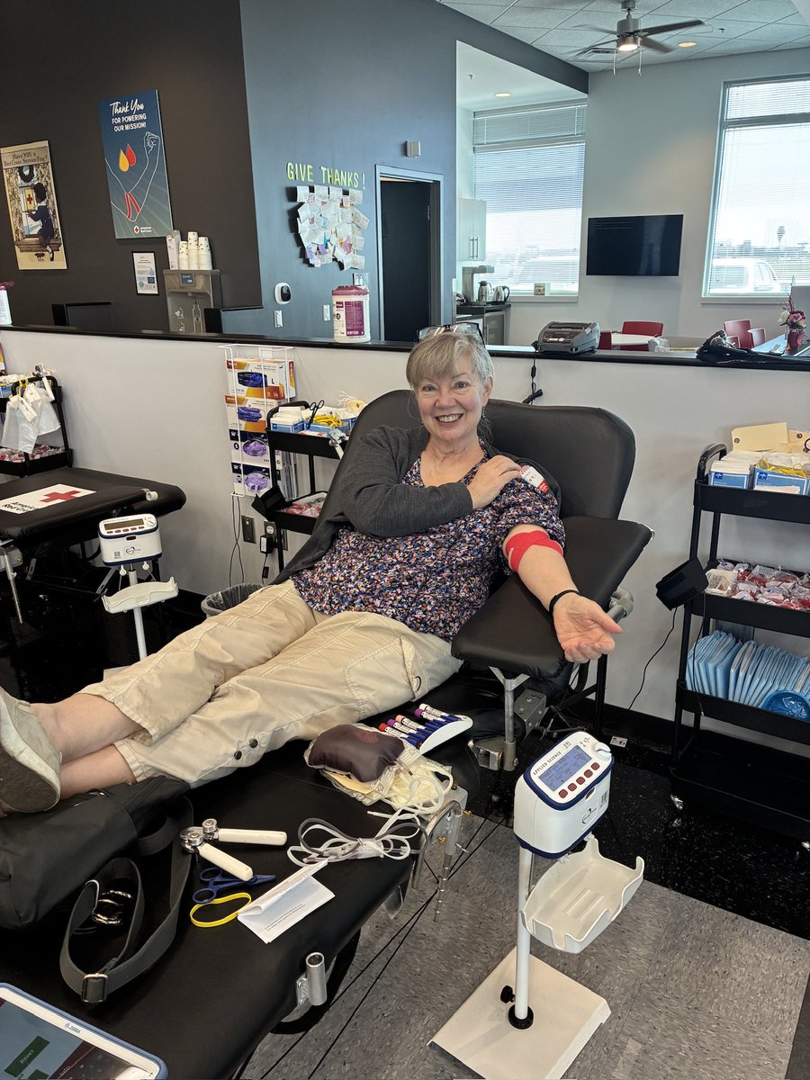 Lori Robishaw tweet media