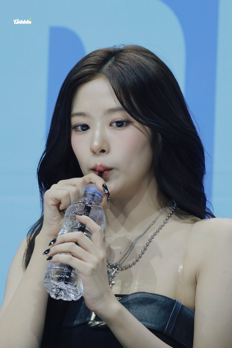 260223 SC 
#IVE #아이브 #ANYUJIN #안유진