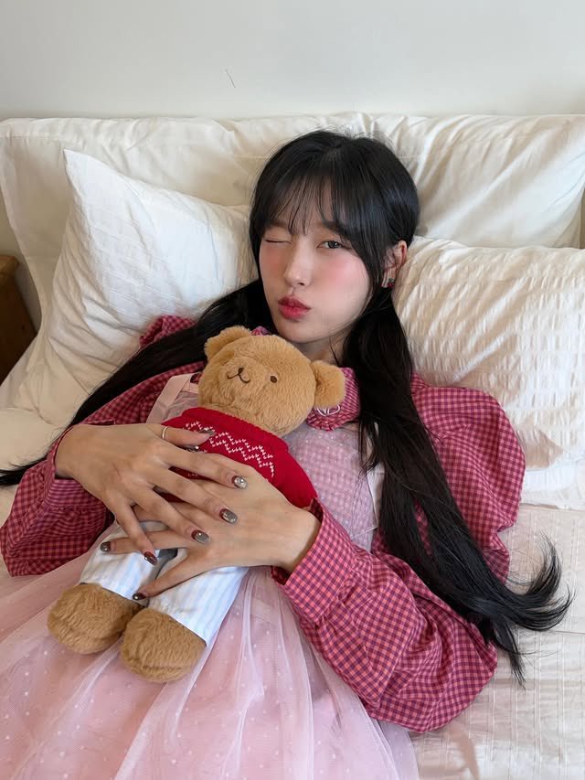 hrtfilters's tweet photo. choerry 260224 instagram w/ heejin🌟 https://t.co/kQ3oIHy9EF