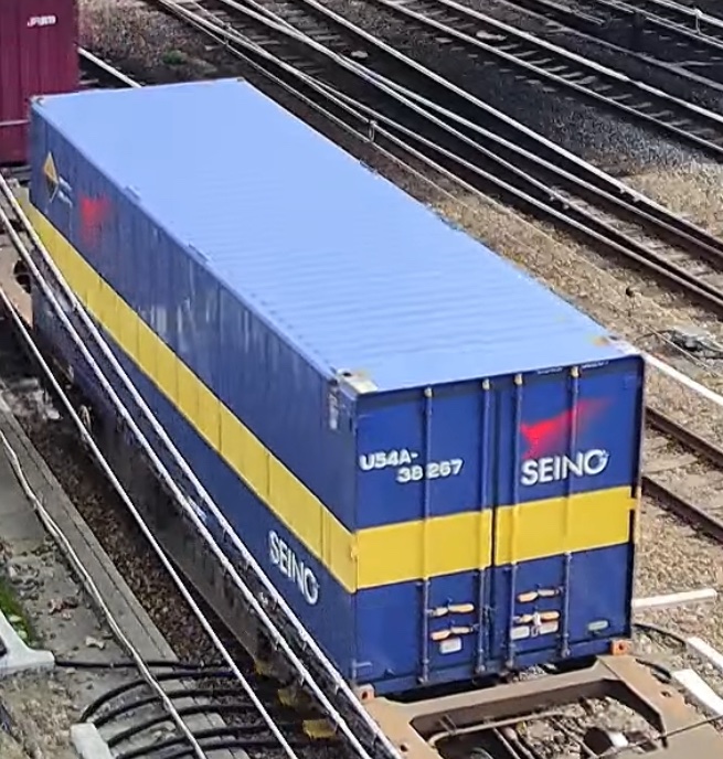 1062レ 12:37京都通過 西濃運輸U54A-38267