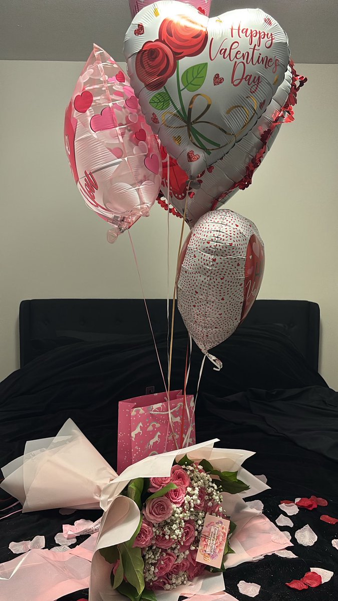 Kiarakayleee's tweet photo. Love day ❤️ https://t.co/t5d7dfITAB
