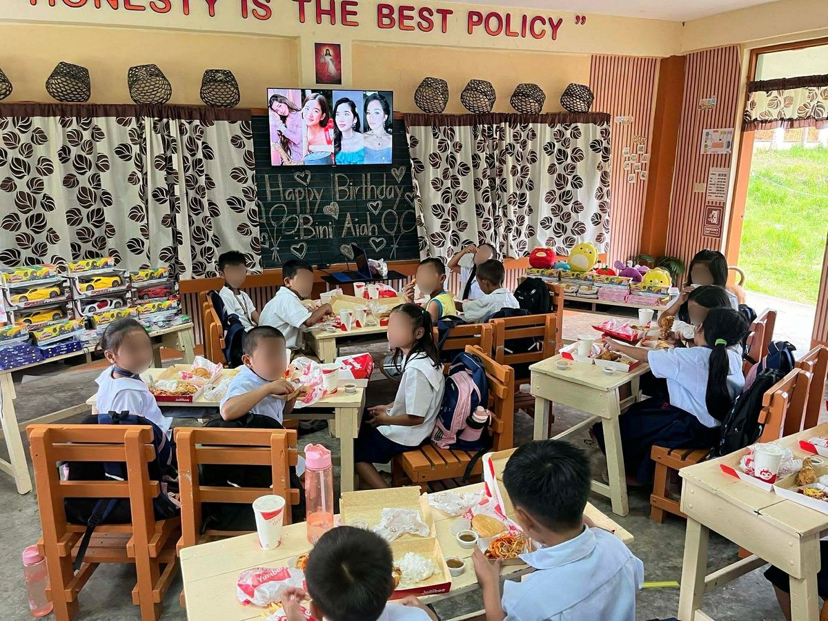 CDN Digital tweet media