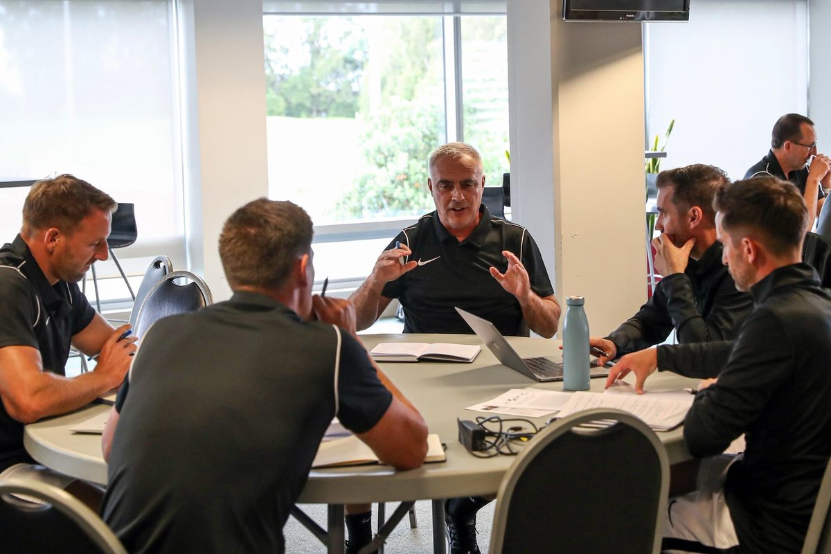 José Manuel Figueira tweet media