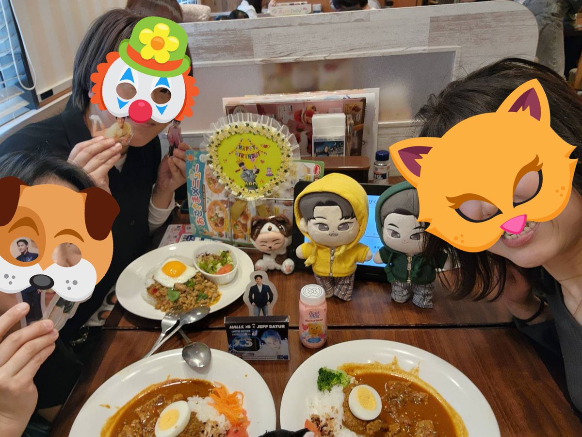 MALOVER63's tweet photo. 昨日は100年ぶりに池袋行ったー😆
@tokyono1sabo は相変わらず盛況だったし美味しかった🧋りんさんに会えて嬉しっ☺️
Apoちゃんのお誕生日ビジョンも無事見る事が出来てすんごく楽しかった💖久々のタイ沼💛
遊んでくれた
@history3modc ありがとう
@mizumizu22492 ありがとう https://t.co/bfum33uKiL