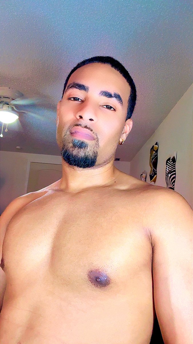 tonio305's tweet photo. Nights like this… https://t.co/HCx0zo7hDW