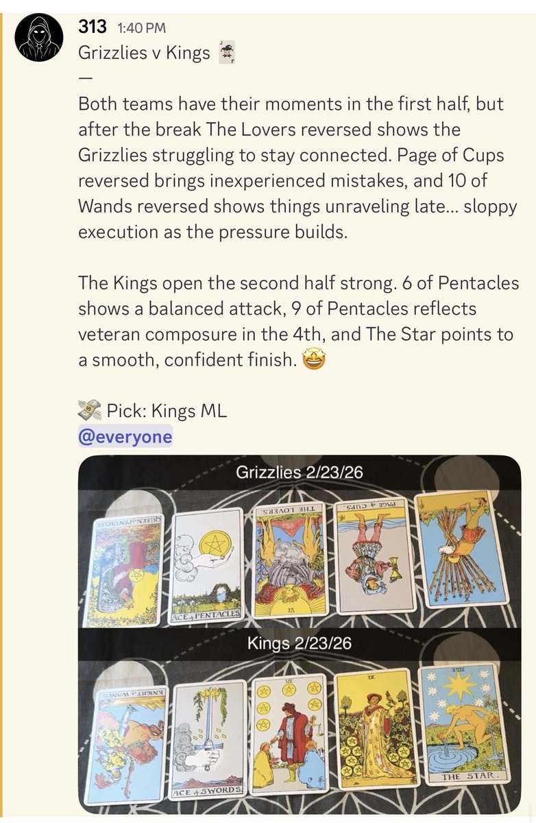 AgentOracle313's tweet image. THE KINGS 16 GAME LOSING STREAK IS OVER!! 🤯

Light the beam and cash Kings ML +125!!

Perfect prediction on this game… it was a 2 point game at halftime and then the Kings took over. 🤩💰
#NBAX #Kings #Grizzlies #sportsbettingpicks #tarotreading