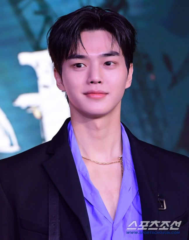Netflix #LoveAlarm co-stars #KimSohyun and #SongKang might reunite ...