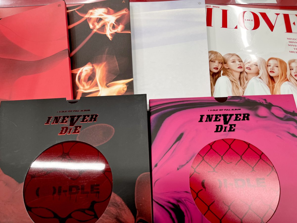 GIDLE #idle アルバム入荷しました👑 AKIBAカルチャーズZONE 6階