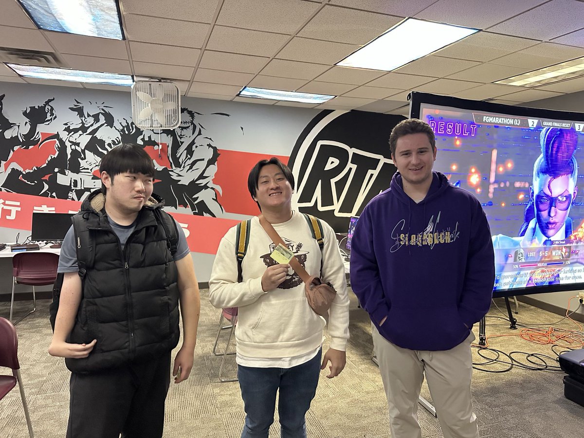 RunTheMix tweet media