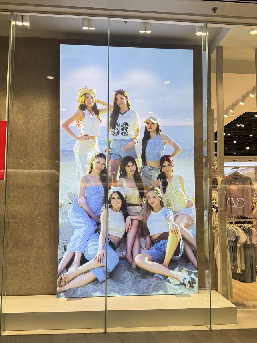 Bini Advertisement saw this new bini x penshoppe campaign at one ayala. ang fresh at ang ...