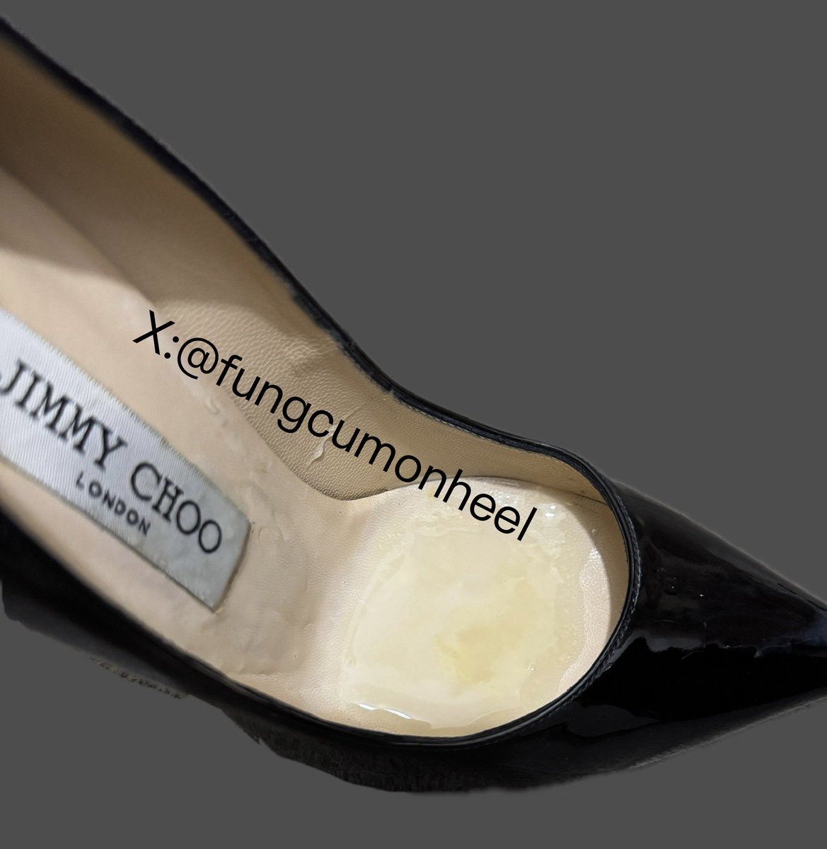 that jimmy choo anouk so sexy
 #射鞋 #打膠 #射高跟 #cumheel #cumonheel #高跟鞋 #射高踭