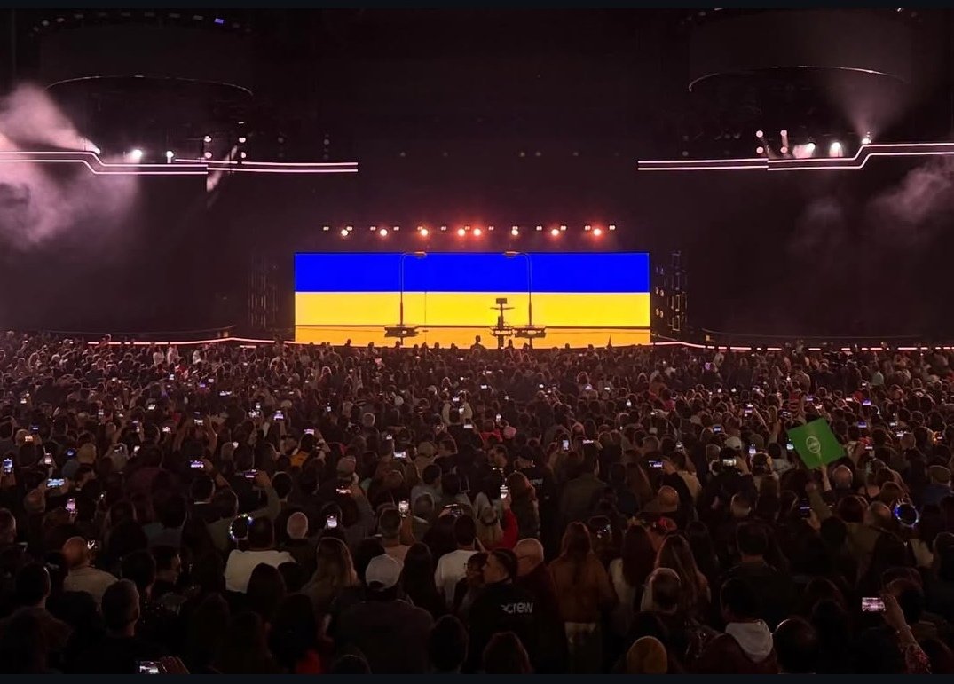 навіть <a href="/petshopboys/">Pet Shop Boys</a> підтримали неньку.а що зробив ти🫵