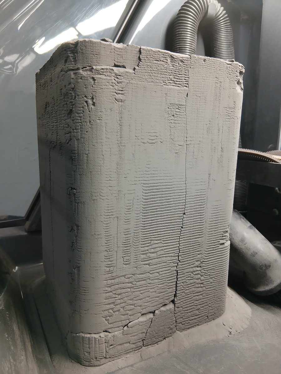 3Dプリント工場の中の人｜出力〜後処理専門 tweet media