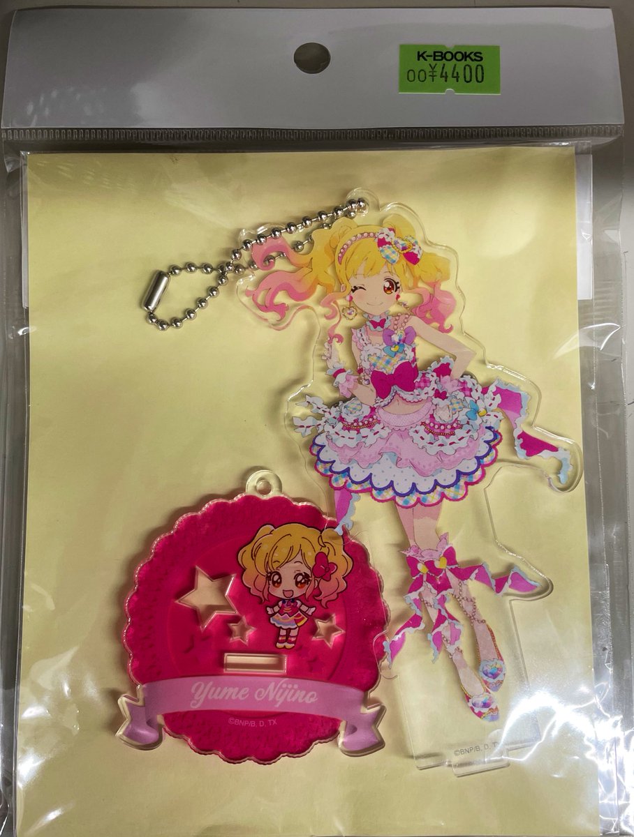 入荷情報】 アイカツ！ 虹野ゆめ オフィシャルストア アクリルバッジ
