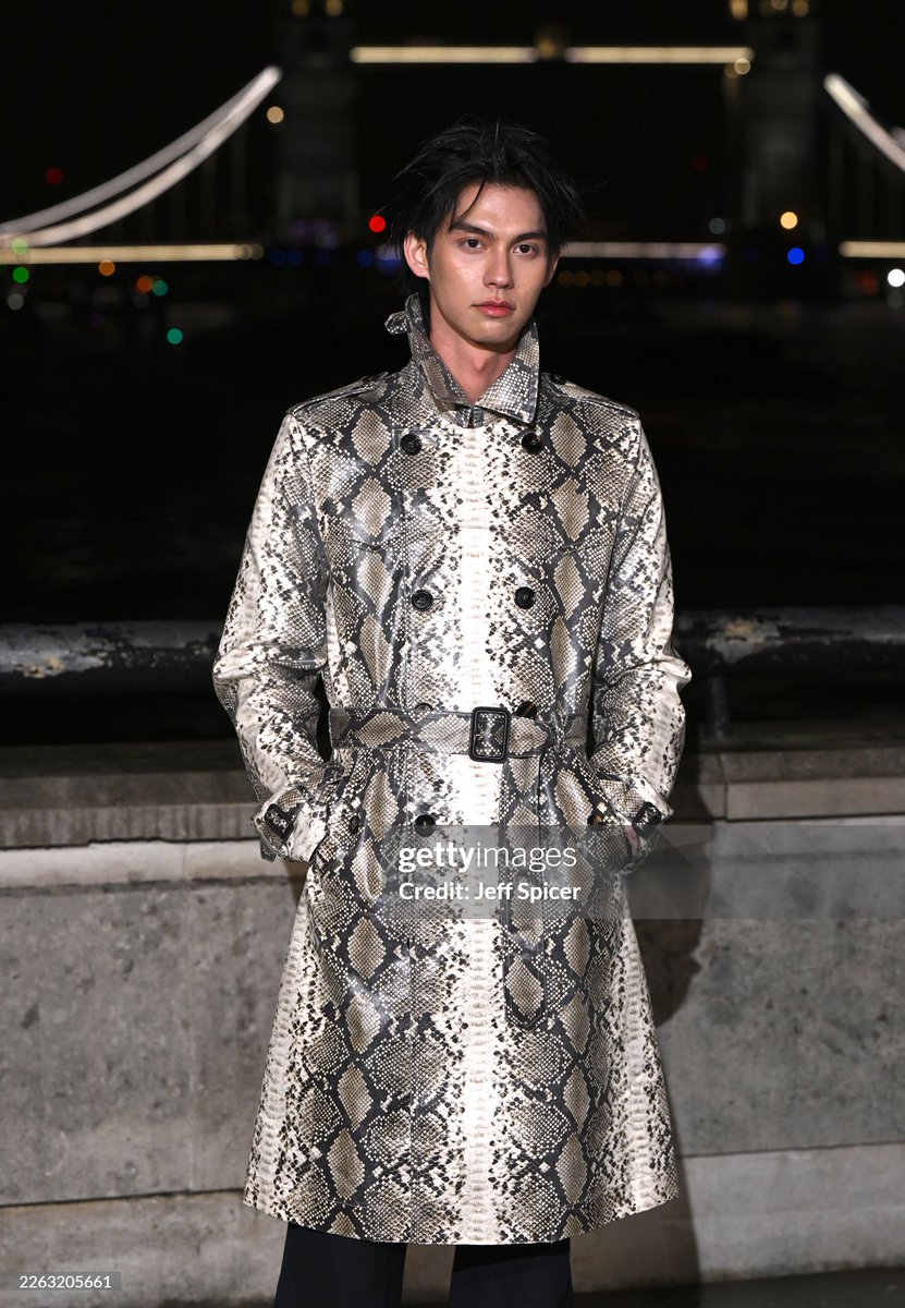BVC_Streaming's tweet photo. [ Gettyimages : Burberry - Arrivals - LFW February 2026 ] 

LONDON, ENGLAND - FEBRUARY 23: Bright attends the Burberry show during London Fashion Week February 2026 at Old Billingsgate on February 23, 2026 in London, England.

🔗 https://t.co/1I7qYJFGFy
🔗 https://t.co/Regk0yOKAE

(2)
#BurberryAW26xBright
#BurberryAW26
#BurberryxBright
#Burberry 
#bbrightvc