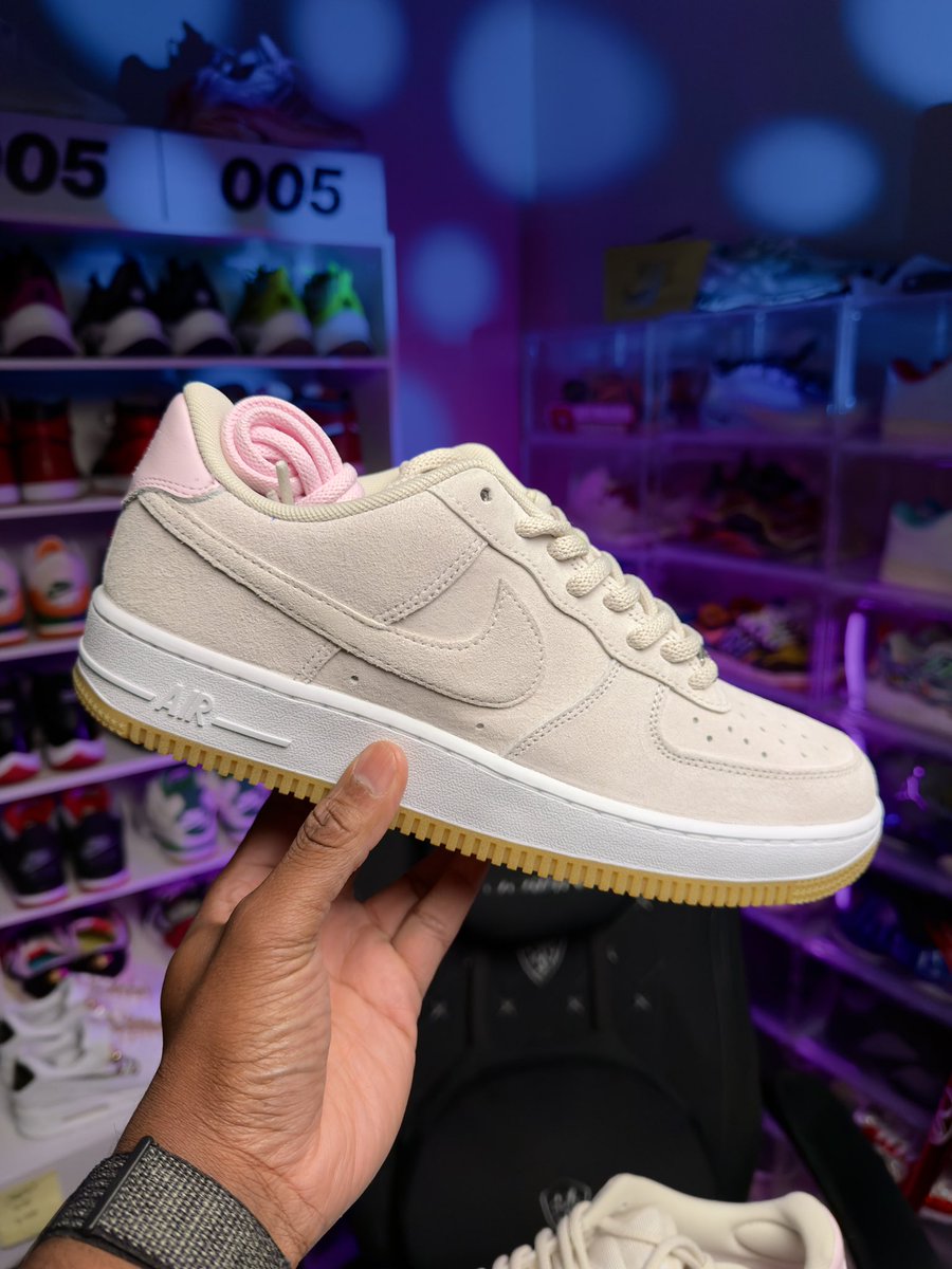 natureboichuck's tweet photo. Nike SB Air Force 1 😍 https://t.co/xAThsZ0gPa