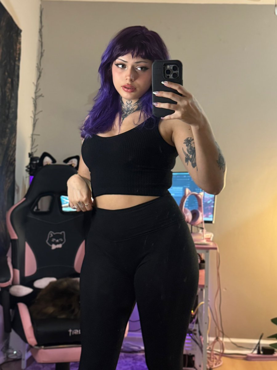 void kitty tweet media