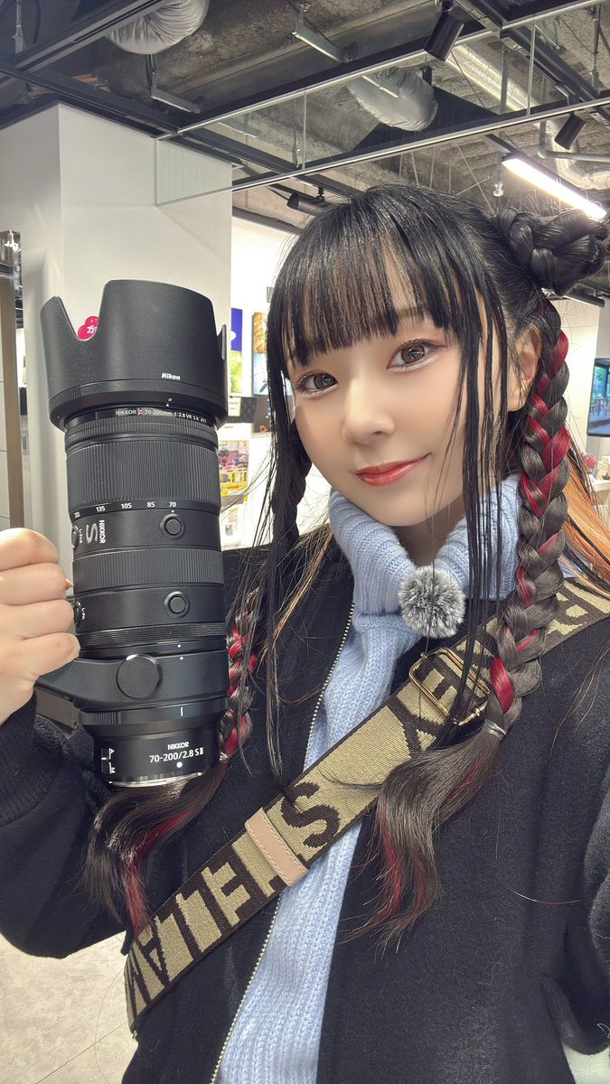 軽過ぎてヤバいぞ！！！！ 持った瞬間世界変わるぞ！！！！！ ニコン