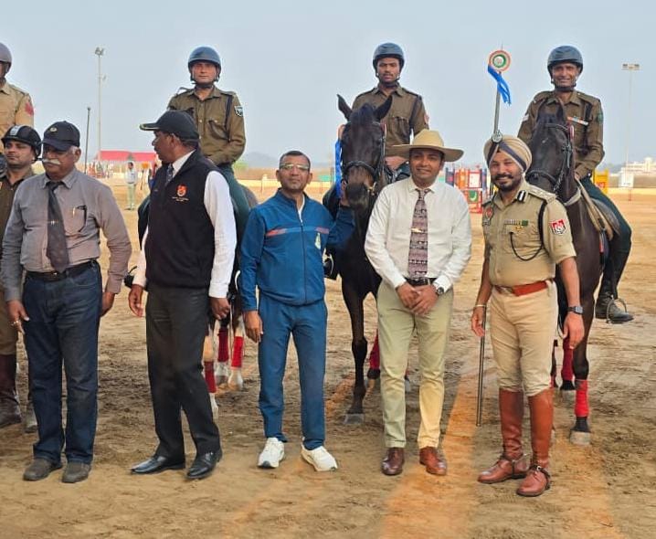SSB_INDIA's tweet image. 🏇 Another Proud Moment for #SSB!

On Day 8 (22.02.2026) of the 44th All India Police Equestrian Championship &amp;amp; Mounted Police Duty Meet (AIPEC&amp;amp;MPDM) 2025-26 at #BSF Academy, #Tekanpur, Team #SSB clinched 🥈 in Medley Relay.

Medal Winners:

Rider Head Constable (Vety) Surender