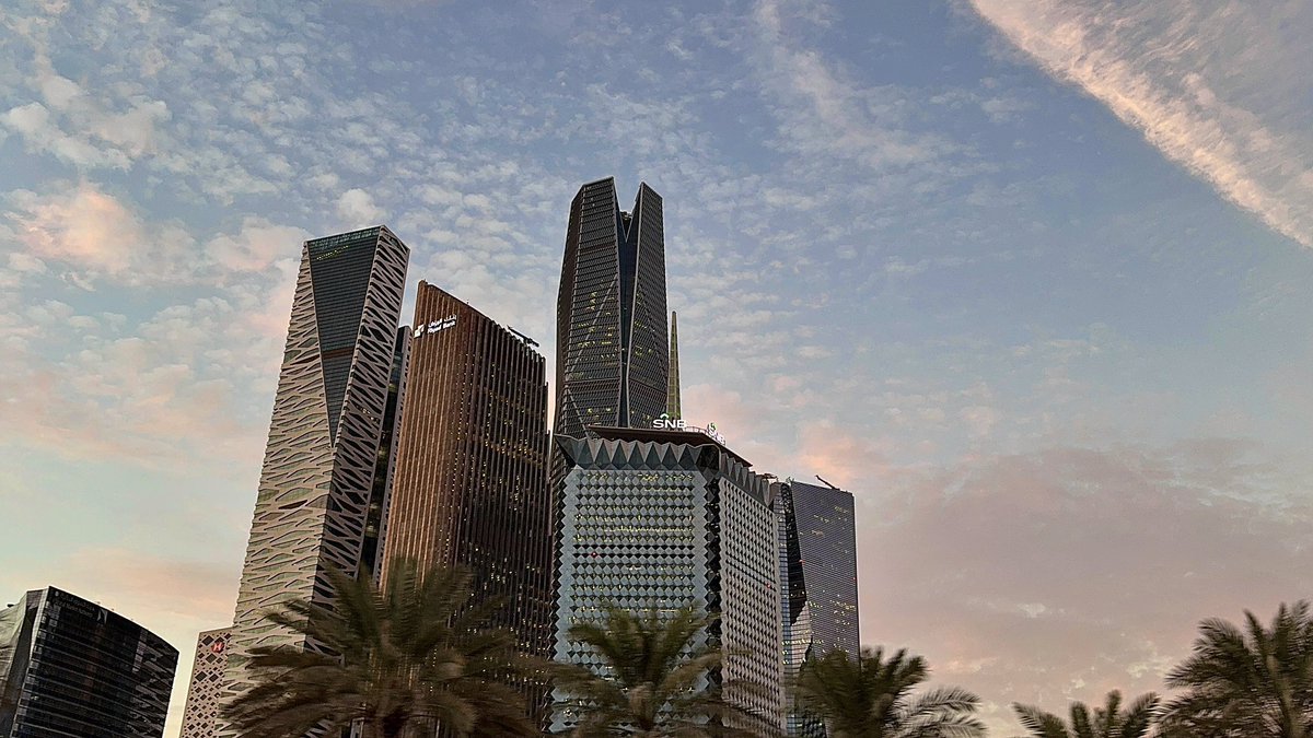 محمد ✩ tweet media