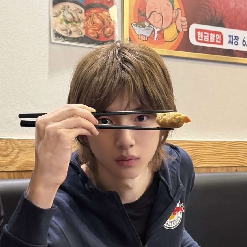 주훈 얼굴 tweet media