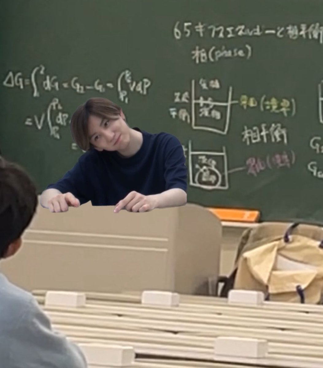ｵﾚが授業中に遊んでた時の画像出てきた懐かしい
普通に上手すぎませんか