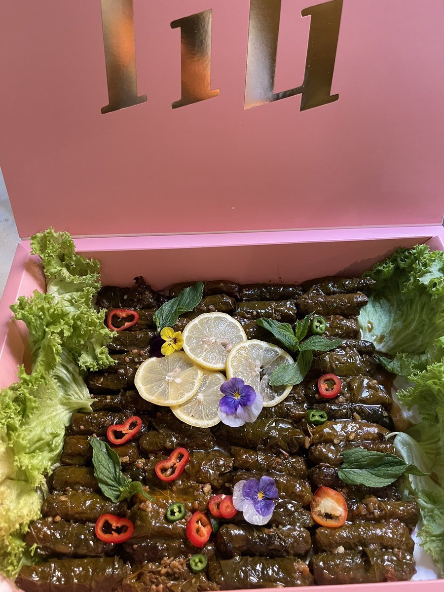 ورق عنب ليو | liu tweet media