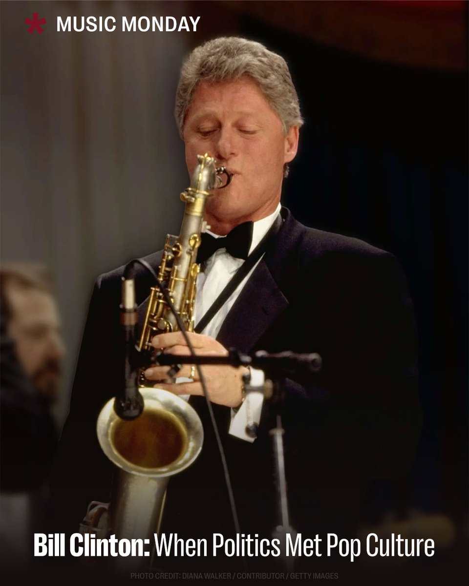 JuliensAuctions's tweet image. This #MusicMonday, we celebrate Bill Clinton on the saxophone.

Now open for bidding: the 1929 Conn "Chu Berry" saxophone, formerly owned by Eddie "Kingfish" Manion of the E Street Horns and famously played by Bill Clinton at his 1993 New York–Washington Inaugural Ball, merging