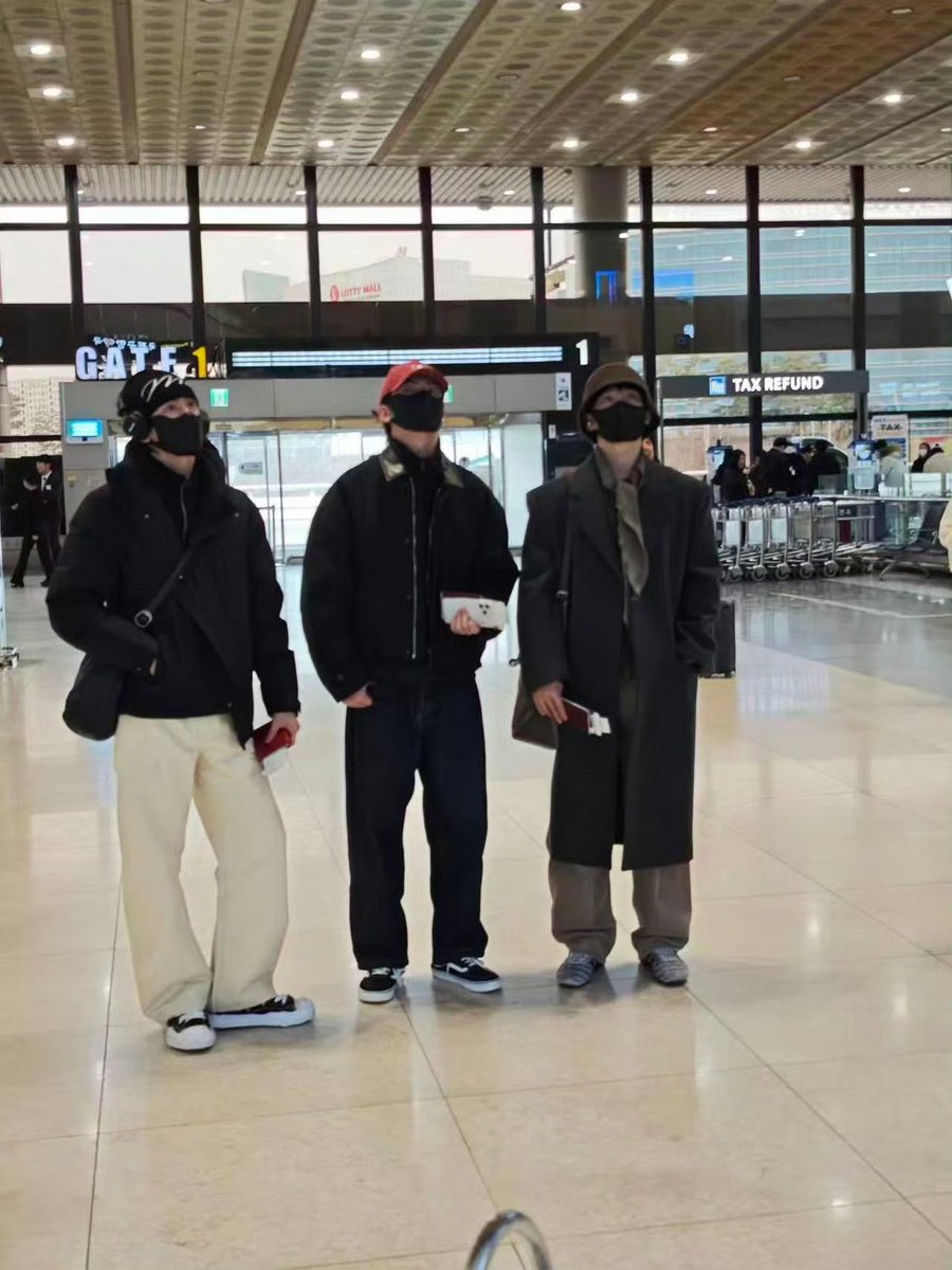 eloiseNattaluv's tweet image. Lulu dan 3 printilannya 🤣
Gemes bgt, next trip selucu ini lagih yaa 😆😆

#BaiLu 
#ZengShunxi 
#LiangYongqi 
#ChenHeyi