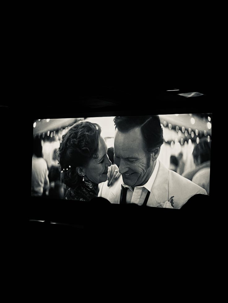 📍<a href="/kosrumi/">KOS RUMI</a>

Akhirnya nonton