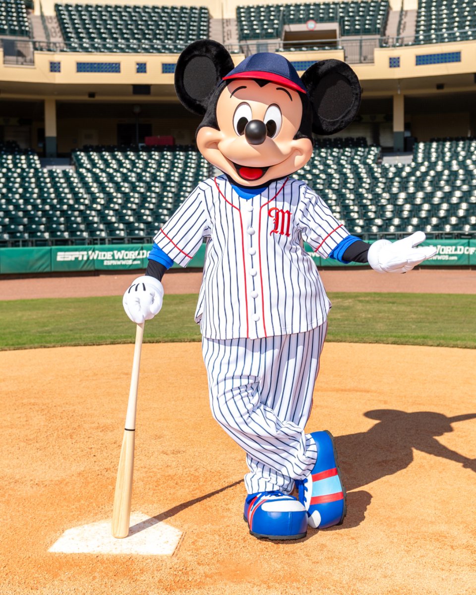 Drew Smith tweet media