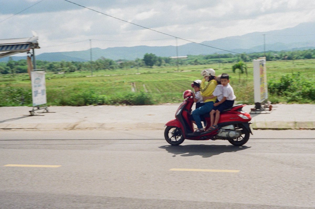 みさき(song_for_solitude) tweet media