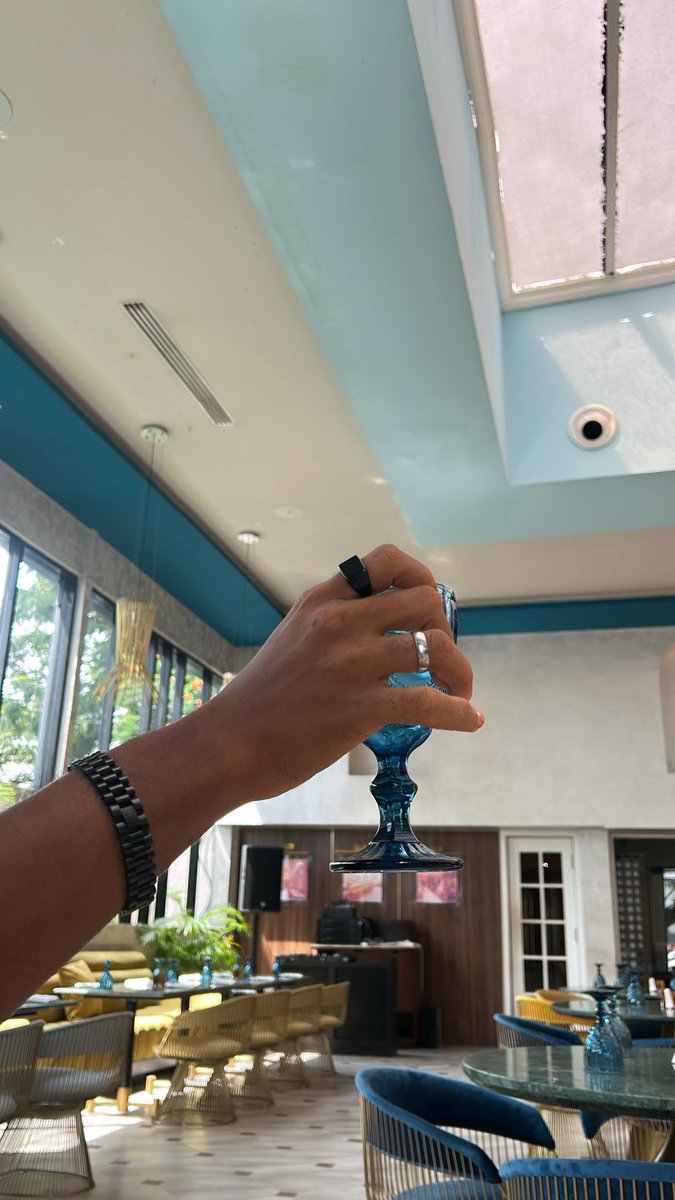 Nipherme tweet media