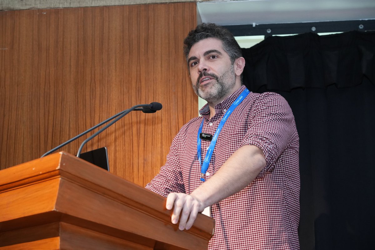 mblab_iitd's tweet photo. Dr. Hashem delivered a lecture on "Automated methods for data collection" on the second day of the
@EMBO Practical Course: CEM3DIP 2026.
@Hashemyaser4 @sathi_iitdelhi @iitdelhi https://t.co/hPwQBuotsx