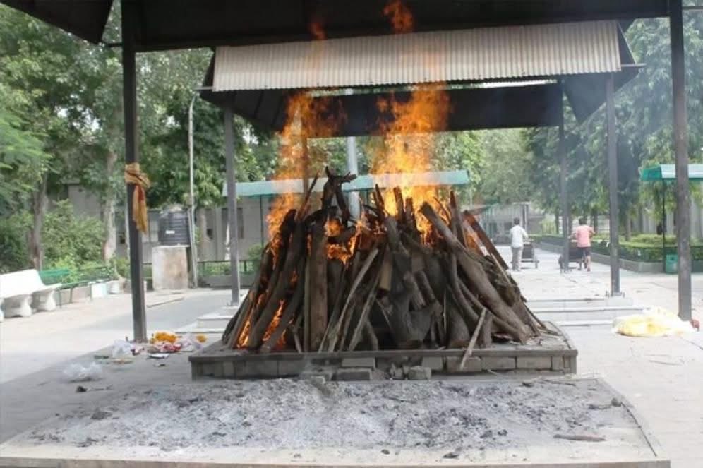 It was 3 pm at Swargadwar cremation ground in Puri.

Sabyasachi, 35 years old, who was a Vice President in a big software company in America, came straight from the airport to the cremation ground. His father, Pradipta Mishra, 75 years old, had passed away the previous night.