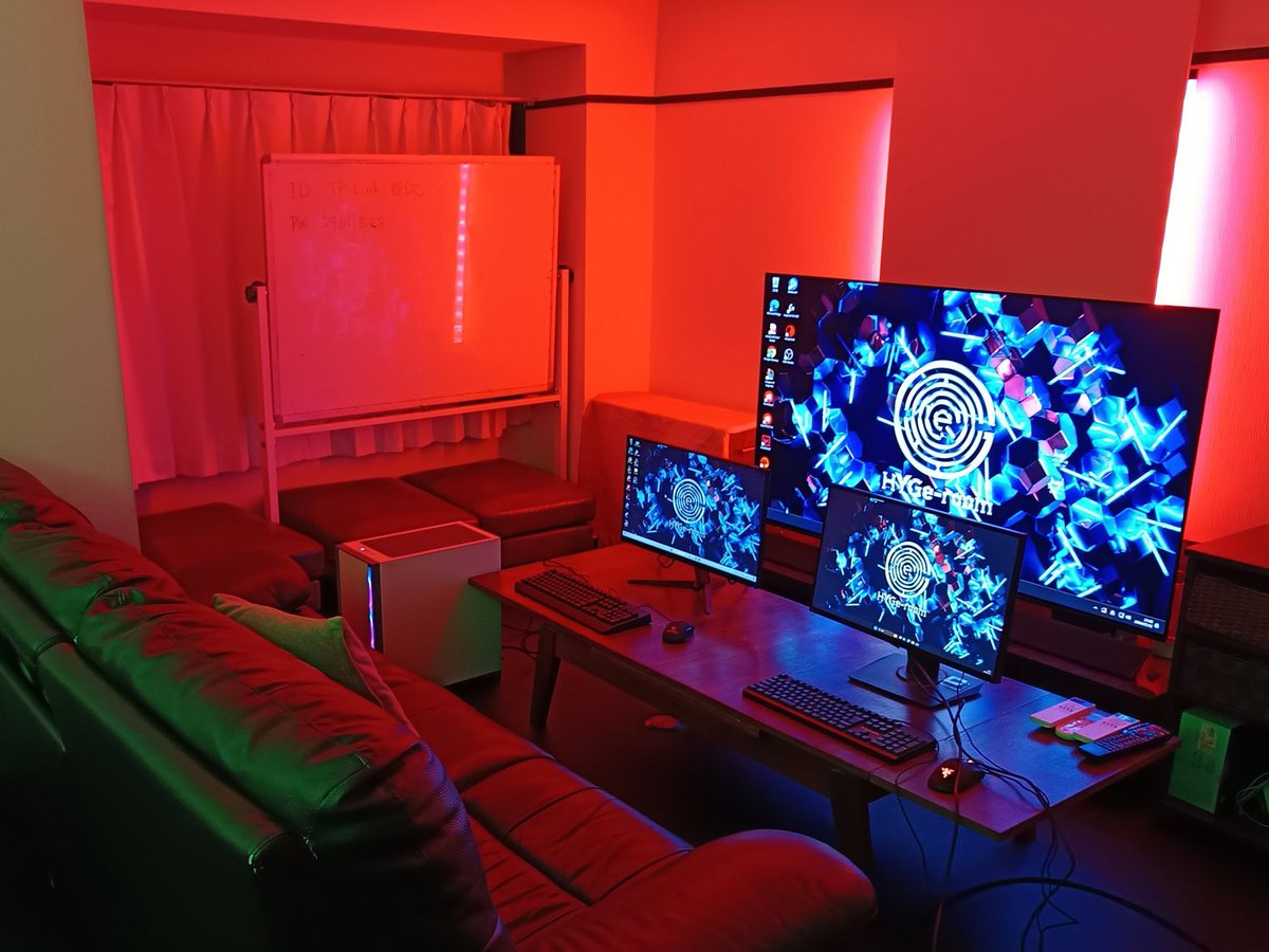 過去に色々な配置換えしてきましたが、最近お部屋の配置換えしてないですね！
HYGe-roomではお部屋の配置換えもご要望に合わせていたしますので必要な方はお気軽におっしゃってください！
(有料です)