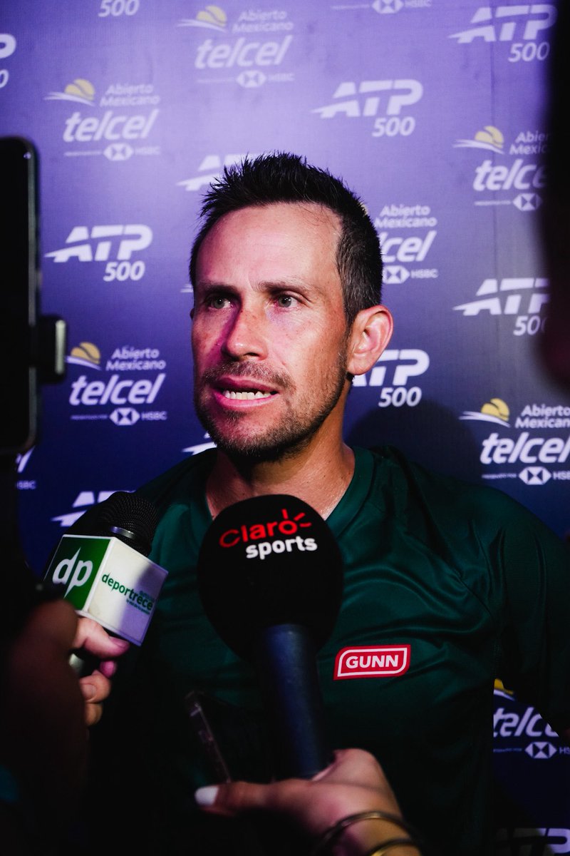 jivan_rh's tweet photo. #Acapulco | @micky_rv contento tras su victoria con su partner Nuno Borges en primera ronda del #ATP500 de Acapulco 🎾 https://t.co/fkJl8GA6Ls