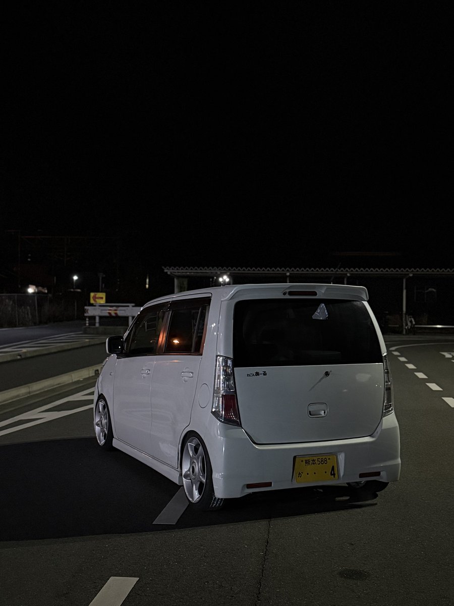 knt_ucf31's tweet photo. 初の足車🦵🏼
MH23S スティングレー
ミニクーパーの純正流用🛞
シンプルにかっけー😘 https://t.co/HIqHNgmZ6T