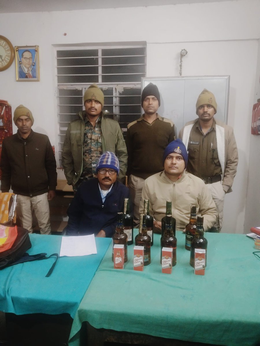 Acting under #OperationSatark  RPF POST KIUL recovery of liquor at Barahiya Railway Station &amp; handed over to GRP/Kiul for further necessary legal action
<a href="/rpfecr/">RPF East Central Rly</a> 
<a href="/RPF_INDIA/">RPF INDIA</a>
