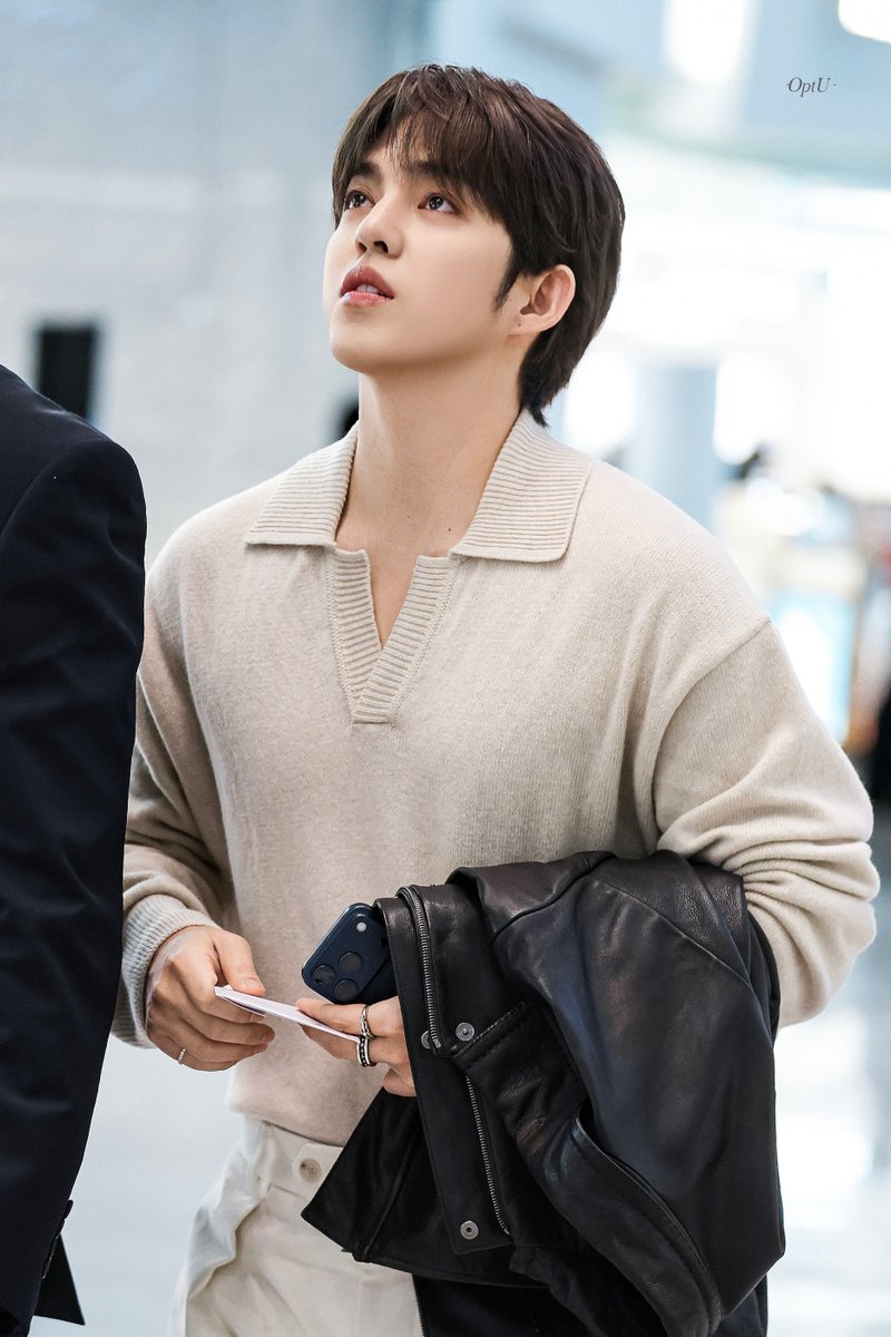 OptUScoups's tweet photo. 260224

#SCOUPSxBOSSFW26
#BeYourOwnBOSS
#MilanFashionWeek 

#에스쿱스 #SCOUPS
#승철 #최승철 
#세븐틴  #SEVENTEEN  
@pledis_17 https://t.co/tFI6XYVoZ9
