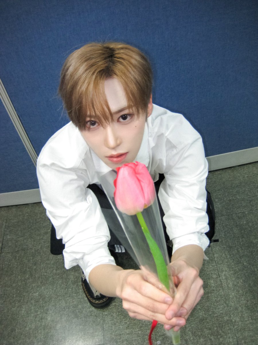 지비 tweet media