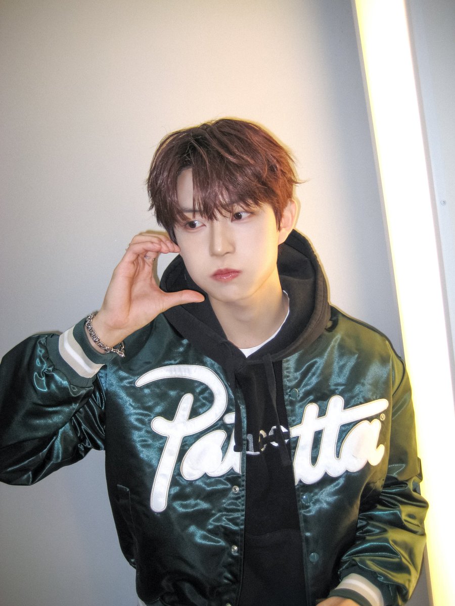 dear_geonwoo's tweet photo. ALPHA DRIVE ONE ‘EUPHORIA’ Music Show Behind Photo #2 (Vintage Ver.) Geonwoo :3 https://t.co/vJ0zmoy4g7