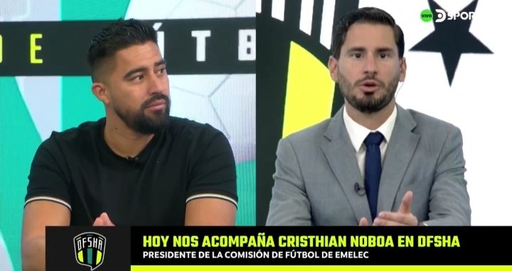 ¡PASO A PASO! 🧐

Cristhian NOBOA en DSports dijo que el objetivo de EMELEC para este año es clasificar a un torneo internacional, si se puede algo más bienvenido sea.

Equipo nuevo
DT nuevo
Dirigencia nueva

Así es, los pies sobre la tierra.

#AguanteBombillo