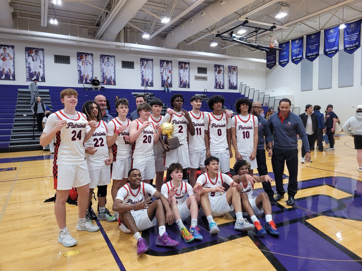 East View Boys Basketball tweet media