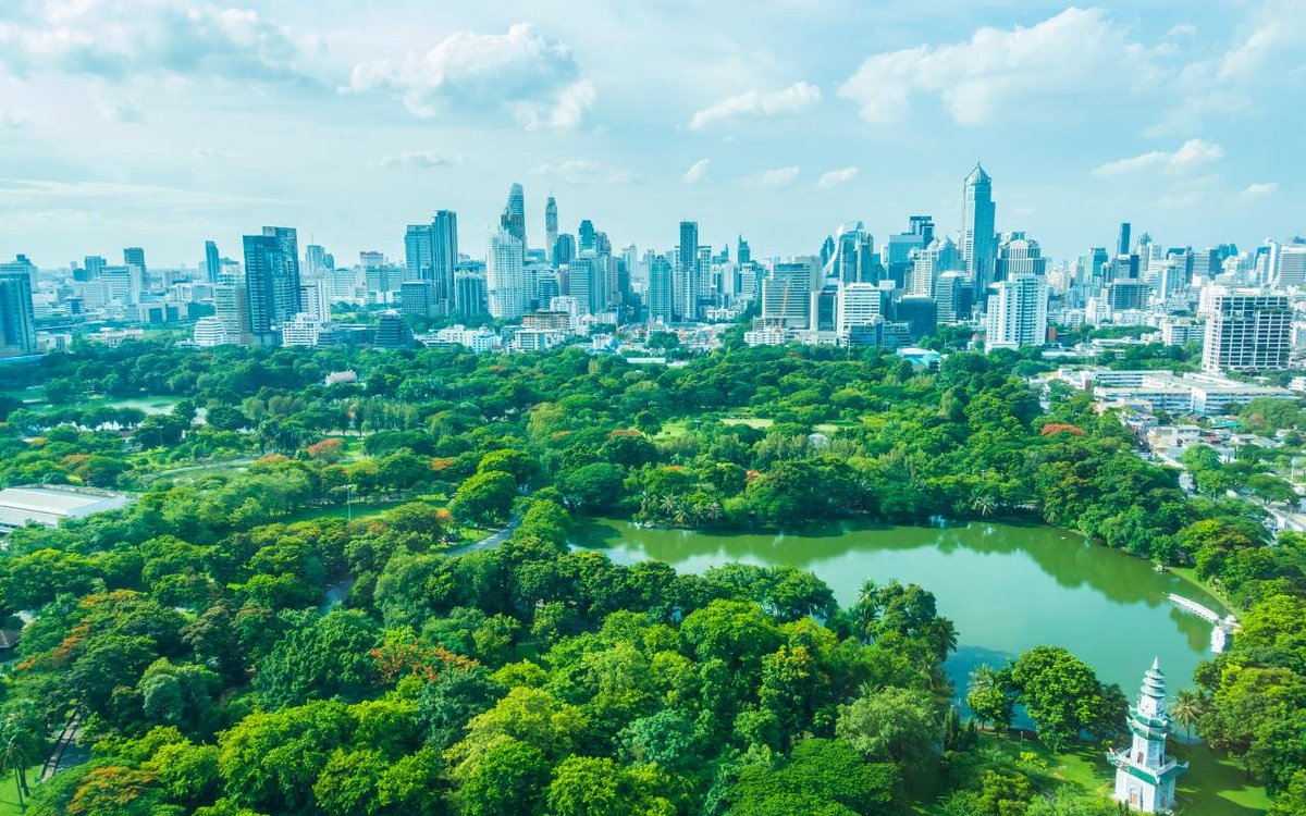 Tatyanapound02's tweet image. Sponge cities. According to UN-Habitat, the introduction of natural zones in megacities reduced flood damage by 25% in 2025-26. Investments in parks are more profitable than investments in concrete. #Adaptation #UrbanDesign #ClimateResilience