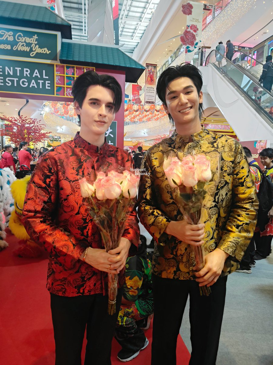 รักเราไม่เก่าเลย

4YEARS BOSS OF MOSBANK

#MosBank
#4thYearWithMosBank

<a href="/Bank_mondop/">isbanky</a> <a href="/mos_psl/">moslhong</a>