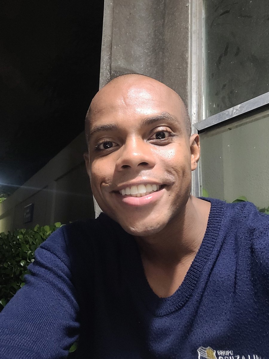 02:13, talvez a noite não foi feita exatamente pra dormi 🙏🏾👮🏾‍♂️