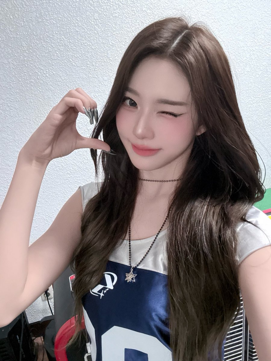 260224] #tripleS Xinyu fromm update 🦊 #Xinyu #신위 #シンウィー